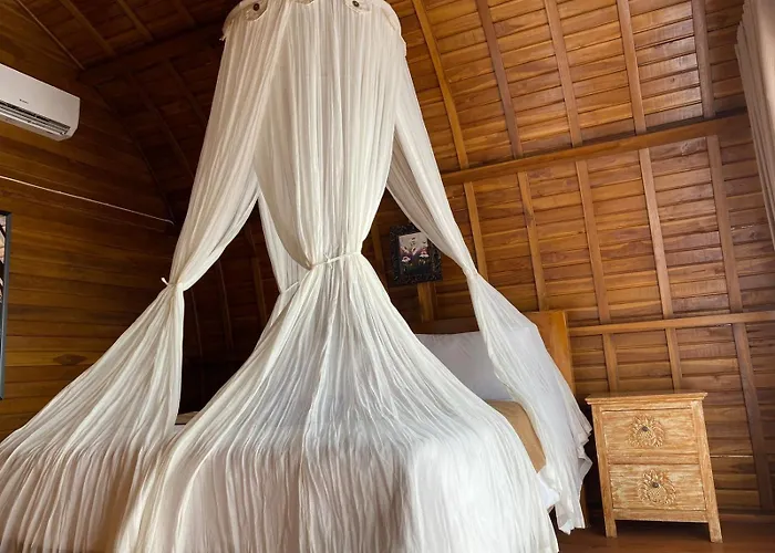 Suwehan Cliff House With Hammock 4*