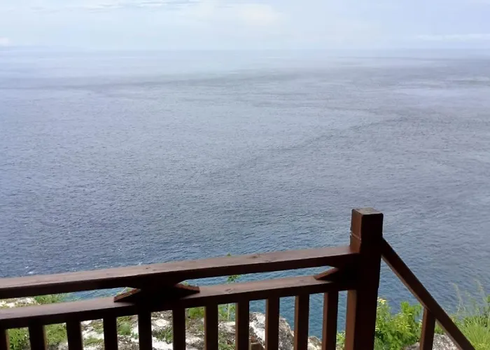 Suwehan Cliff House With Hammock ホテル Polilit