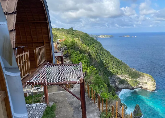 Suwehan Cliff House With Hammock 4* Polilit