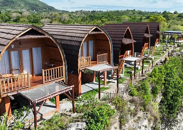Suwehan Cliff House With Hammock Polilit