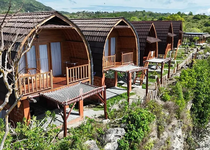 ホテル Suwehan Cliff House With Hammock Polilit