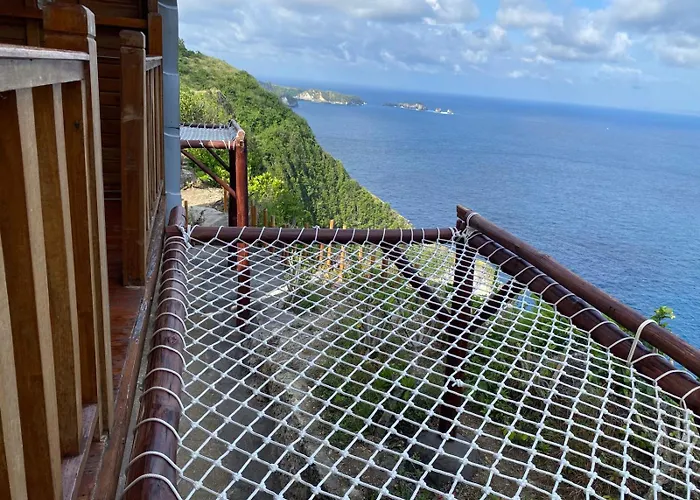 Suwehan Cliff House With Hammock Polilit
