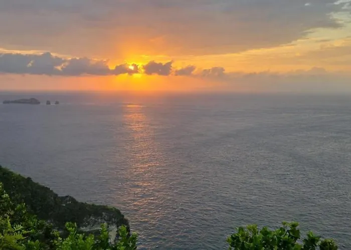 ホテル Suwehan Cliff House With Hammock Polilit